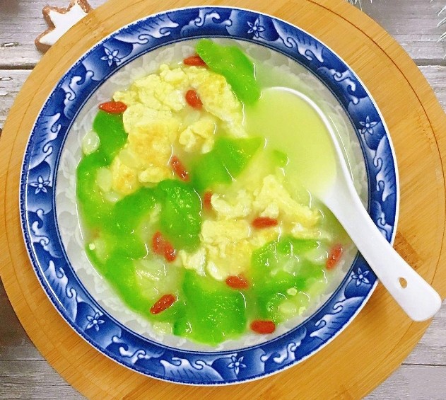 冬季常喝4种下奶汤奶量上涨宝宝不挨饿产后瘦身快