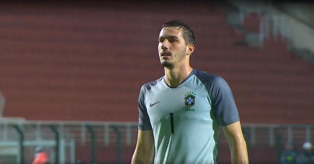 古加(claudio rodrigues gomes, 米内罗竞技)22岁的古加已经是巴西