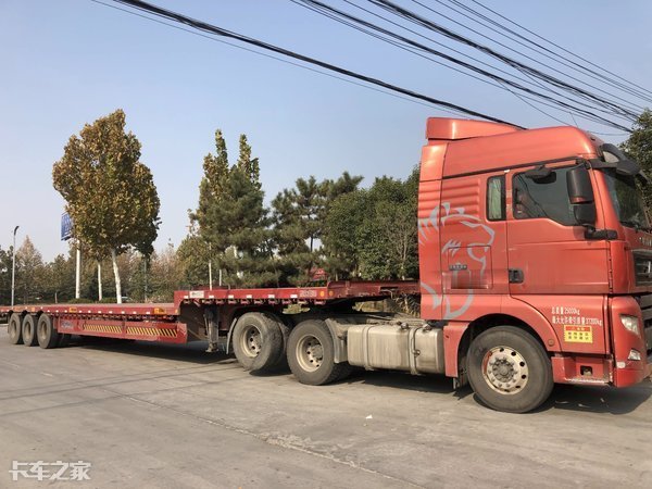 6x2r牵引车 17米5大板挂车,这对好搭档未来何去何从?