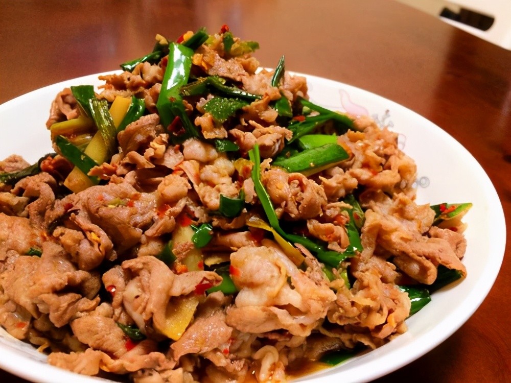 孜然洋葱炒羊肉