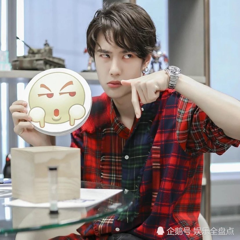 最火女明星排行榜_近期最火女演员排名,迪丽热巴第三,第一名实至名归!