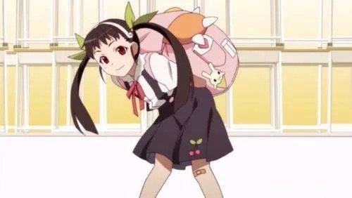 提到创可贴,大家第一反应是不是在《物语》中的小忍"回旋踢露出创可贴