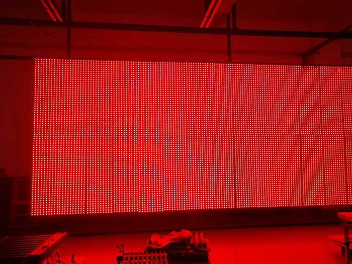 透明透明led显示屏越亮越好?很多人都选错了