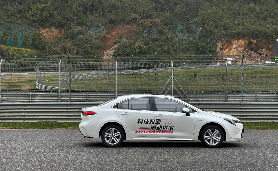 独步天下的丰田第四代ths混动技术