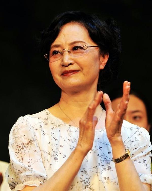 她被骗去演白骨精一生不谈西游记至死也不肯原谅导演杨洁