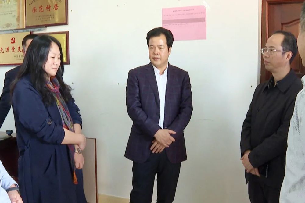 郑俊雄带队到可塘赤坑陶河督导村级换届选举工作