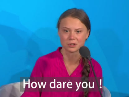 同时,童贝里过往在萤光幕前多次重复「你们怎么敢」(how dare you)