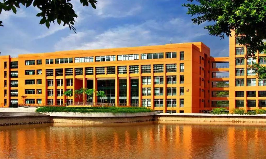 湖北大学全国排名_湖北省属高校排名!实力超强,就业率均高于(2)
