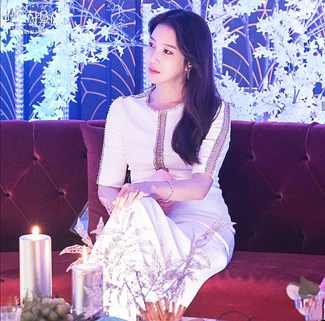 顶楼:女主秀莲真的死了吗?凶手是谁?