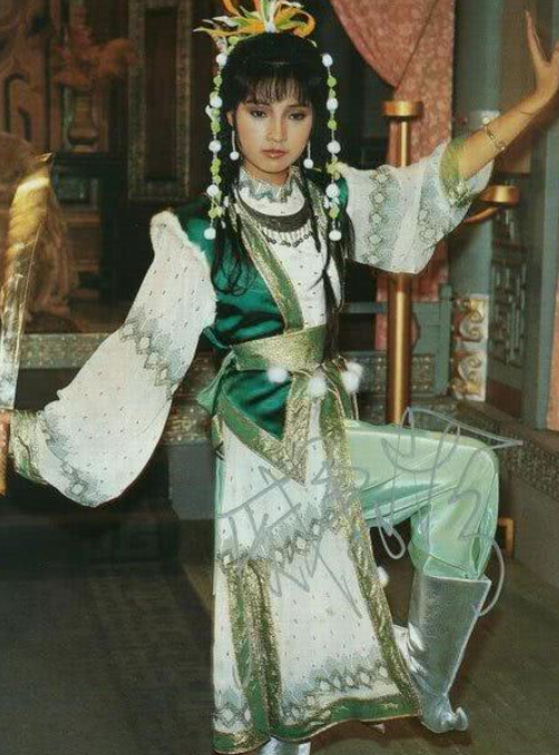 为了她苗侨伟竟然甩了梅艳芳