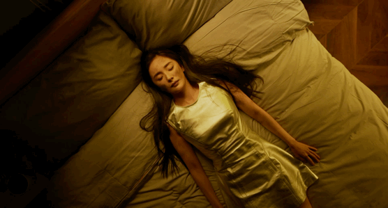 请让"她"说|听见她说|她和她的房间|冯爱梅|杨幂|赵薇