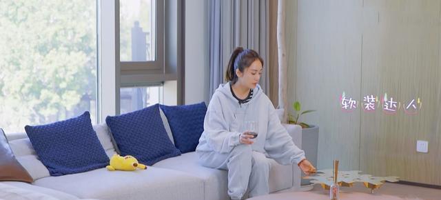 郑钧刘芸豪宅首次曝光北京高级别墅就是装修一尘不染如样板间