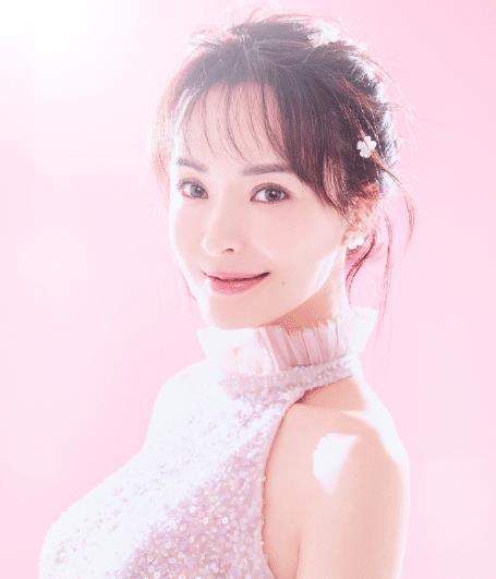 巡回检察组颜值担当的宋丽敏没想到生活照更漂亮