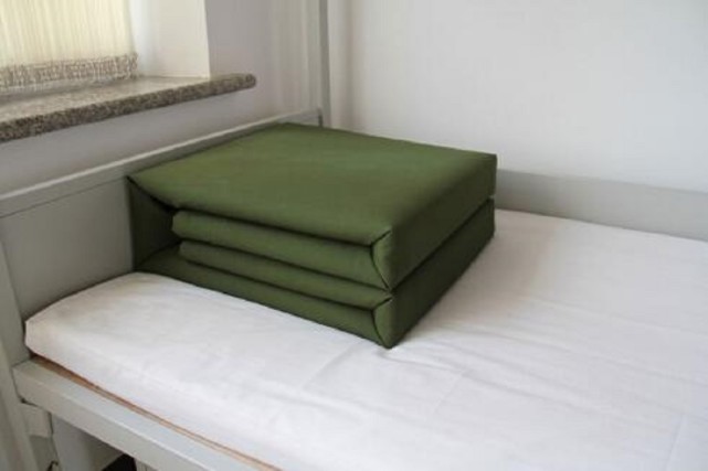 军队中将被子叠豆腐块有什么作用美军试了半年后就放弃了