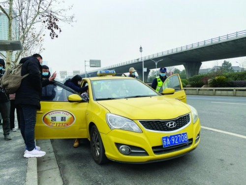 南京出租車將推車載二維碼 乘客掃描即知全程價格