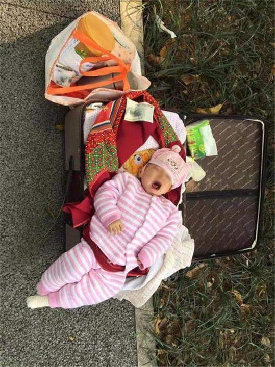 孩子是父母身上掉下的一块肉,与父母血浓于水.