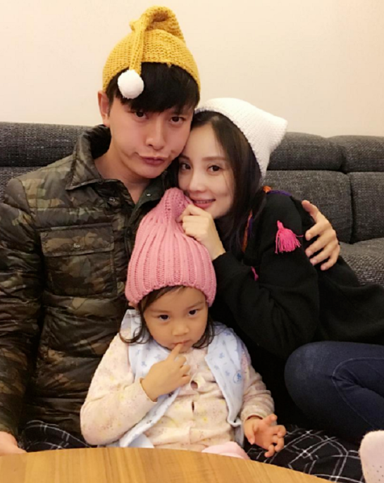 贾乃亮被问:甜馨让你复婚怎么办?他10字回应尽显高情商,太现实了