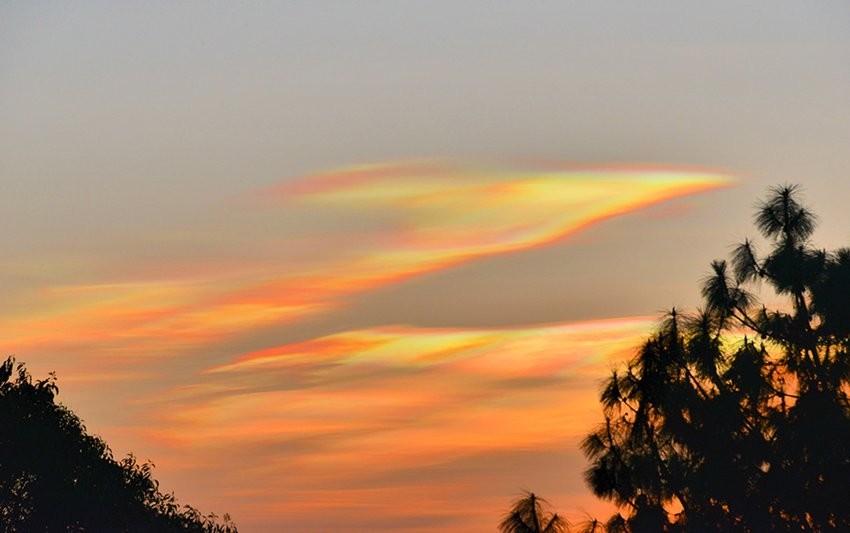 云南昌宁七彩祥云暖小寒