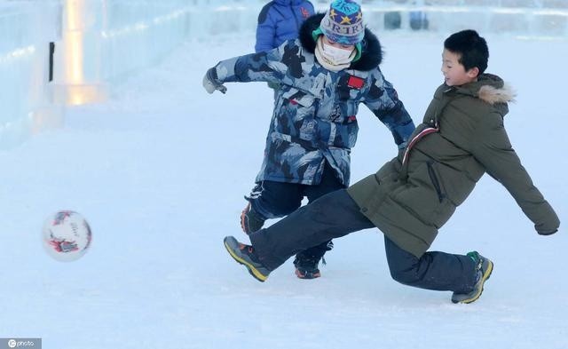 -30℃的快乐！哈尔滨学生欢度冰雪寒假