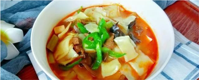 宁夏特色面食"羊肉揪面片",想家的时候做一碗,都是熟悉的味道