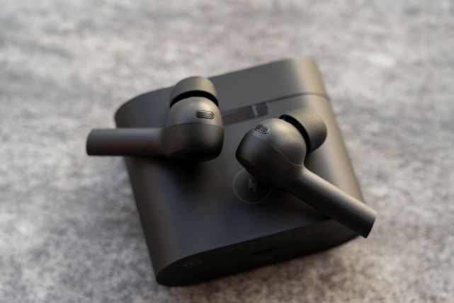 音质不错还支持主动降噪小米air2pro的确如此