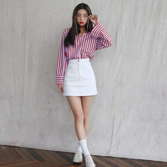 你和初恋美少女之间就差一双白色袜子美到不像话