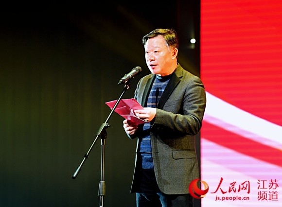 海安市委常委,宣传部长王荣贵致辞.仲娴静摄