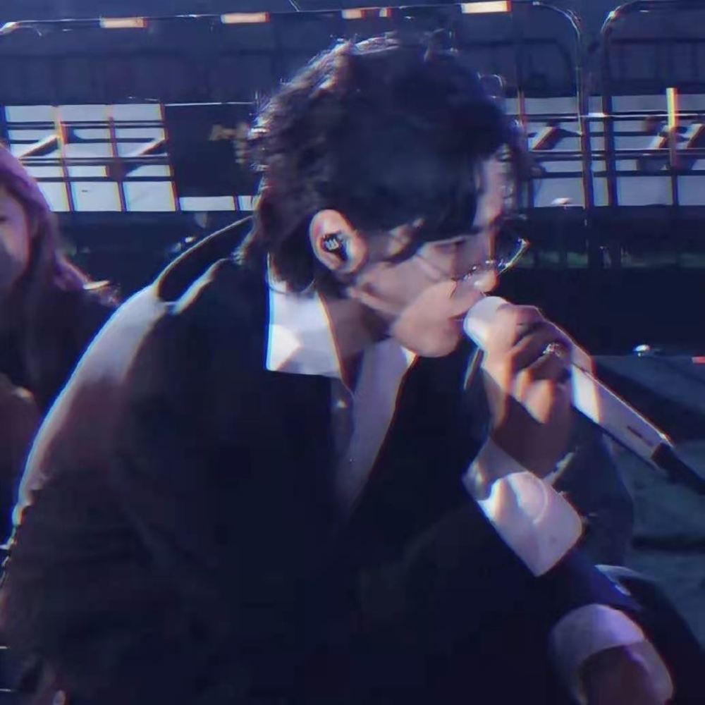 酷酷的吴亦凡头像来了有卡通的哦