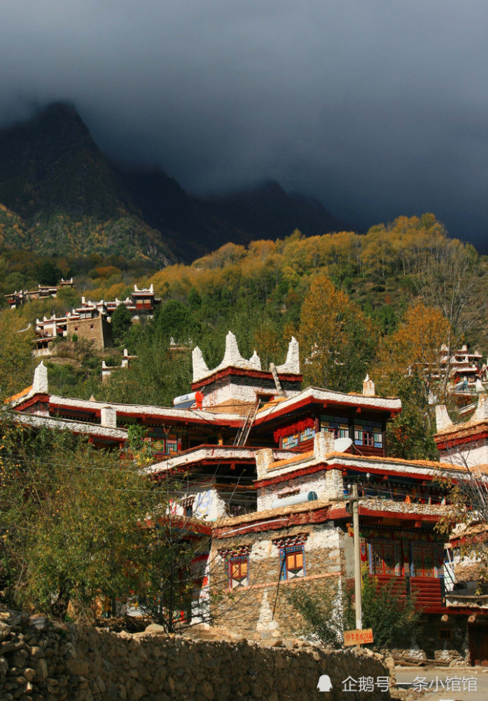 空谷有佳人丹巴藏寨