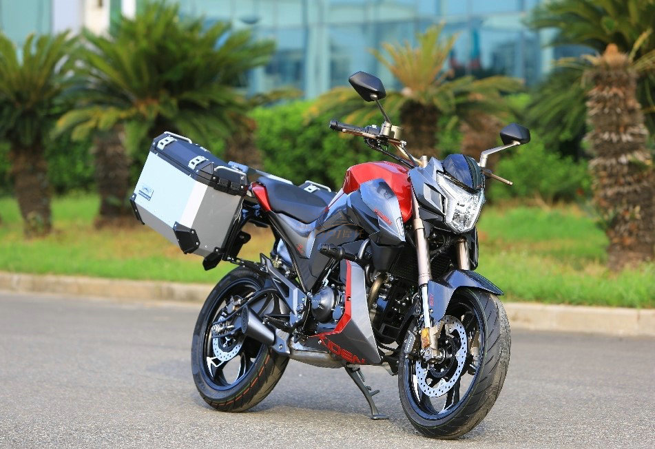 大油箱配置高 为外卖小哥打造 启典150z2实用型街车