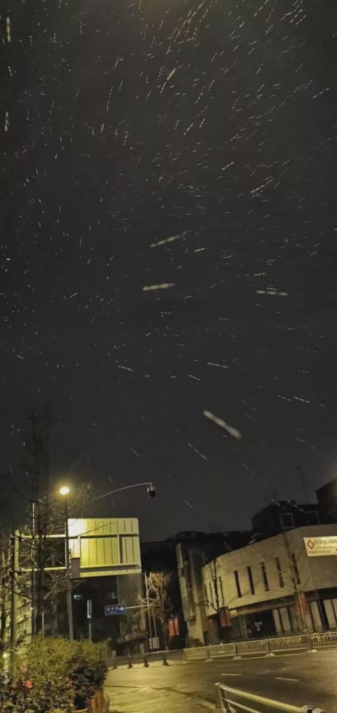2021年成都第一场雪来了