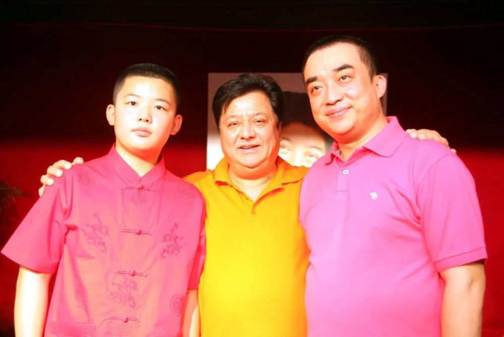 相声演员刘颖:1982年到1992年,我和于谦说了十年相声_腾讯新闻