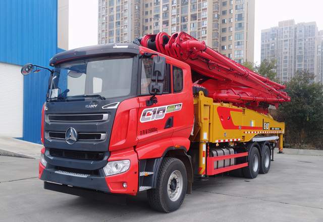 五,2006年三一国产臂架66米泵车问鼎吉尼斯世界纪录,2008年72米泵车