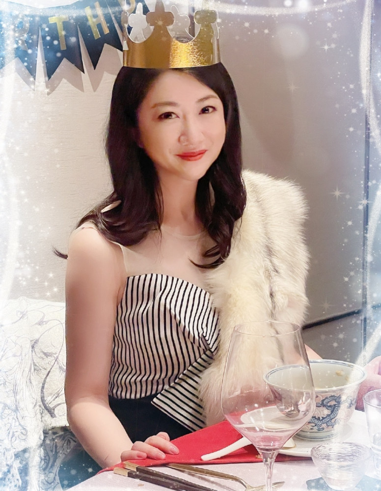 主持人杨蕾力挺李菲儿,并为其出谋划策!