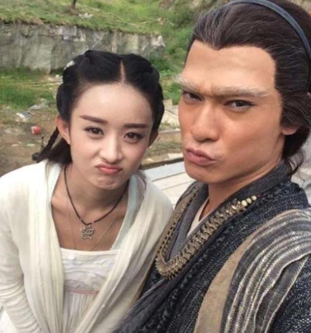 他24岁演偶像剧出道,31岁被赵丽颖改名,曾当模特,拍杜蕾斯广告_腾讯