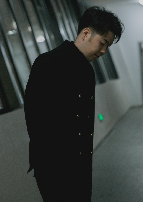 杜海涛为爱减肥如"整容",看到他穿西装样子后:像中版权志龙