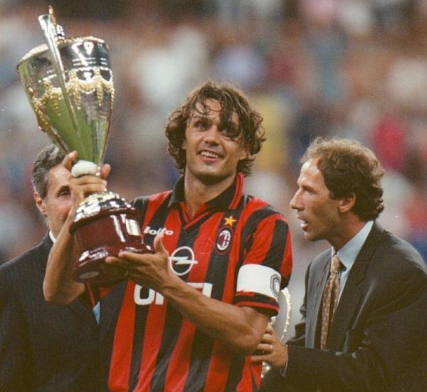 以家族之名捍卫红黑祖孙三代千场礼马尔蒂尼见证ac米兰兴衰