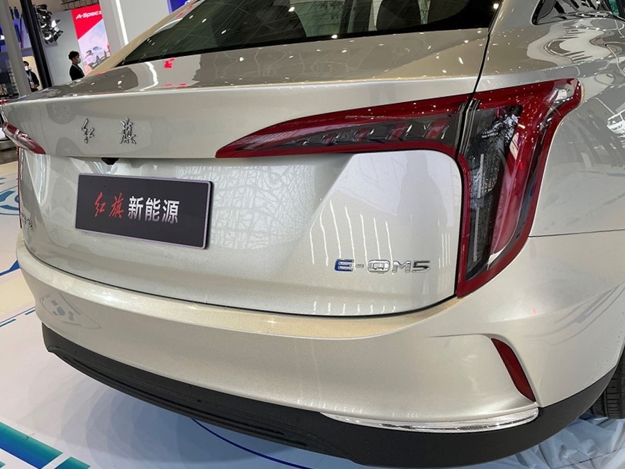 将服务于专车出行红旗e111实车亮相