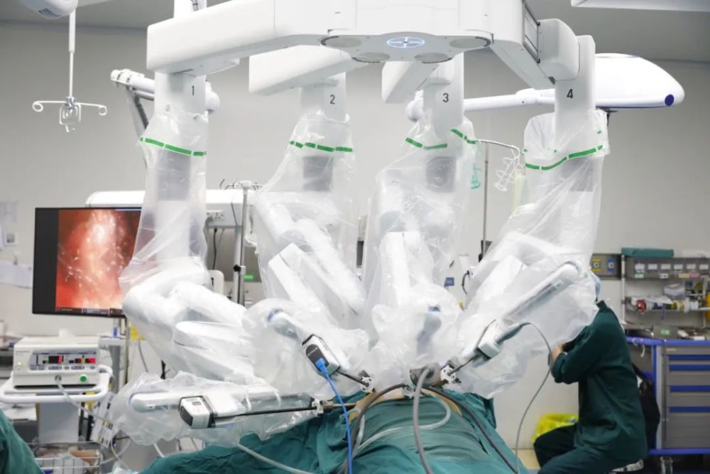 厉害重庆大学附属三峡医院肠道外科机器人手术突破500台