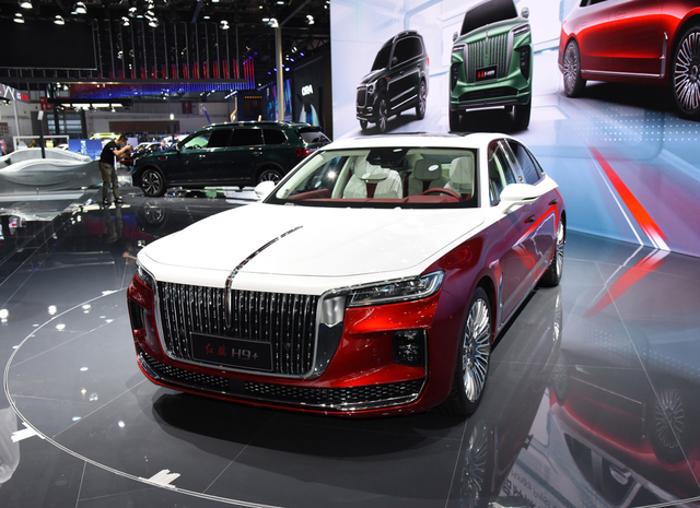 红旗e111新能源汽车官图发布像ehs9没有了库里南的味道18万元拿下