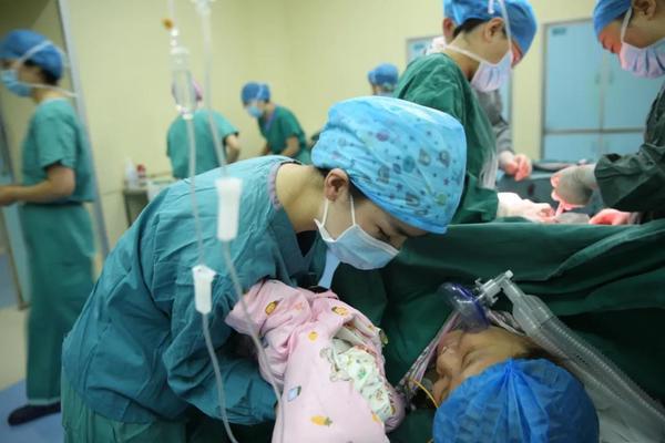 因血型比熊猫血还罕见河南女子7次怀孕6次流产孕子过程历经磨难