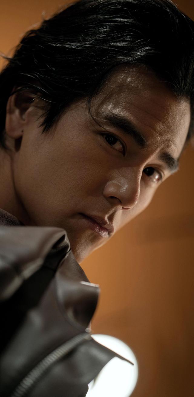 彭于晏铁血硬汉帅气写真壁纸