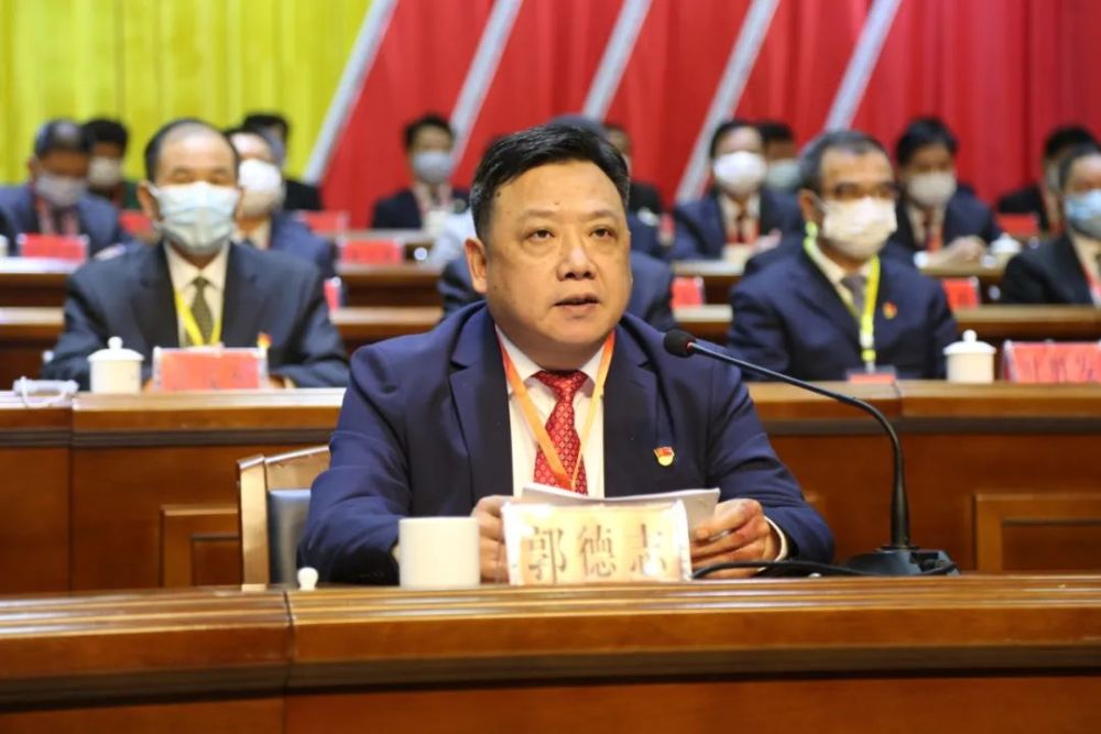 【聚焦两会】县委书记在县十八届人大五次会议闭幕式