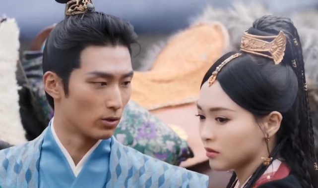 重用耶律斜轸,轻视耶律休哥,早期的萧燕燕为何"任人唯亲"?