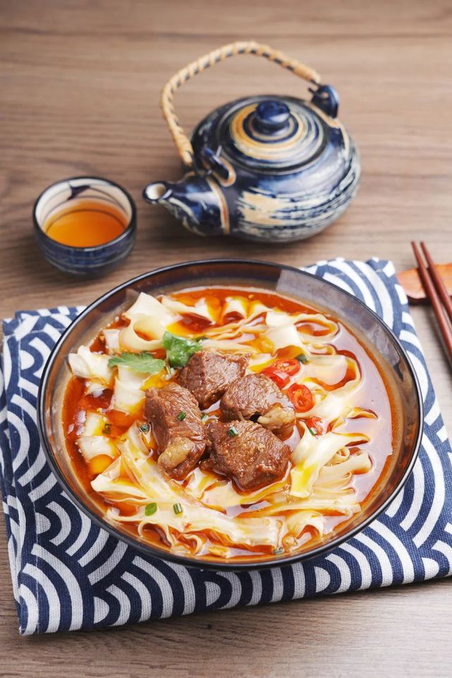 让你暖身暖心又暖胃的一碗面——红烧羊肉面【孔老师教做菜】