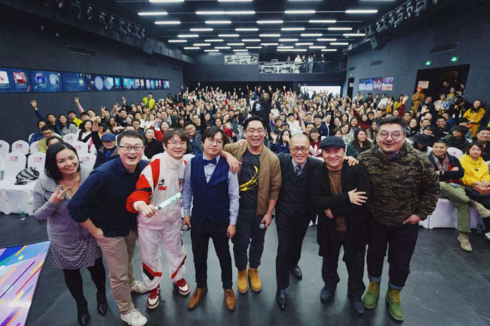 36氪专访日谈公园创始人李志明播客破圈是迟早的事