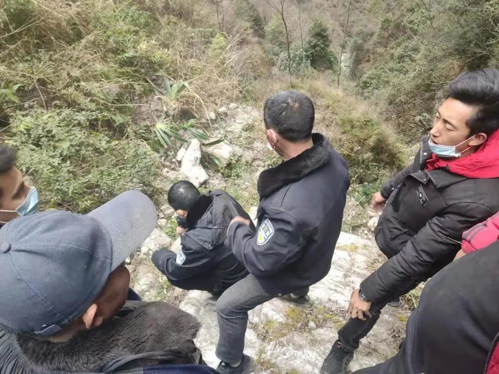 护旗1号首个人民警察节来啦