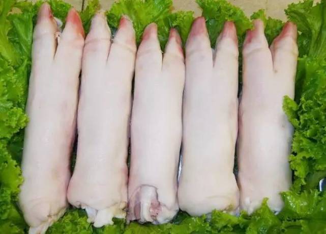 买猪蹄,不是越白越胖越好,牢记"3点"很重要,过年别再买错了