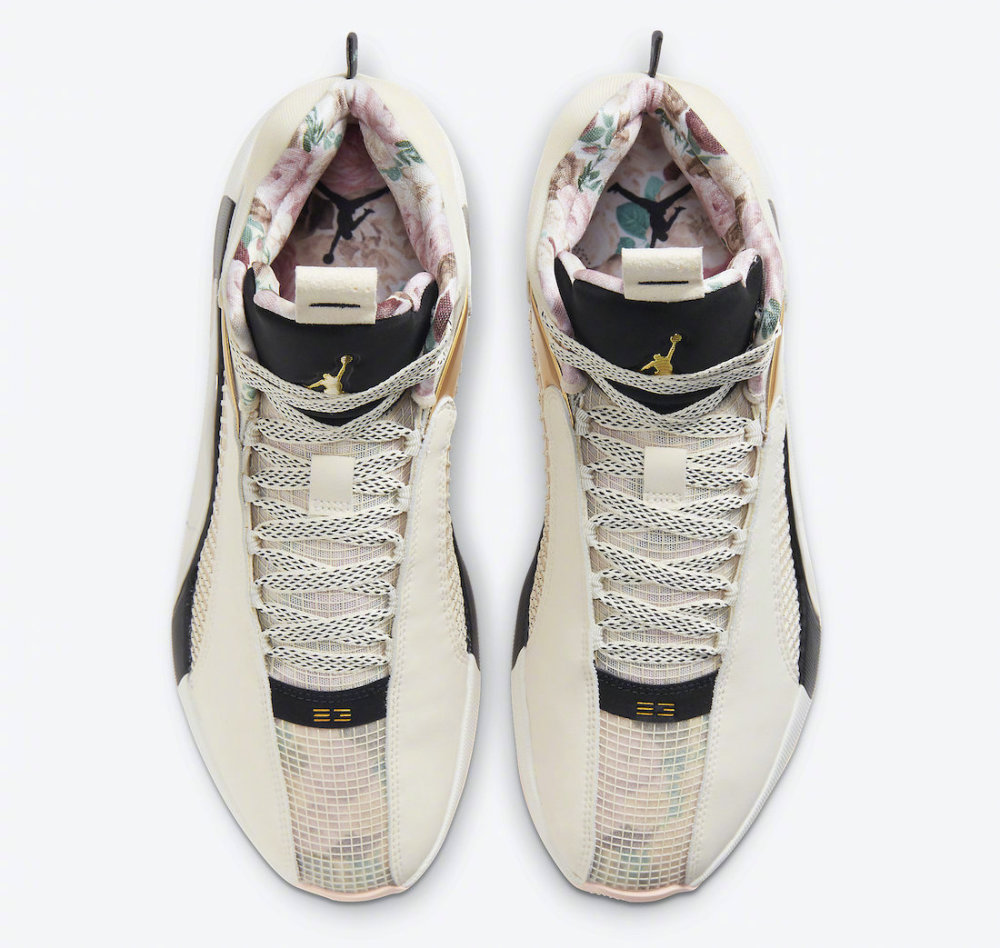 airjordan35再度释出新配色鞋身以奶油色为主以黑金色点缀