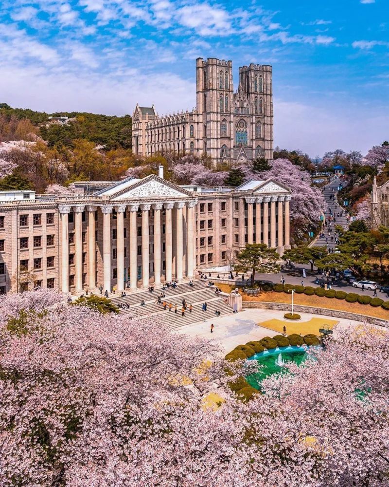 新加坡南洋理工大学01亚洲地区今天与大家分享世界上最美的30所大学